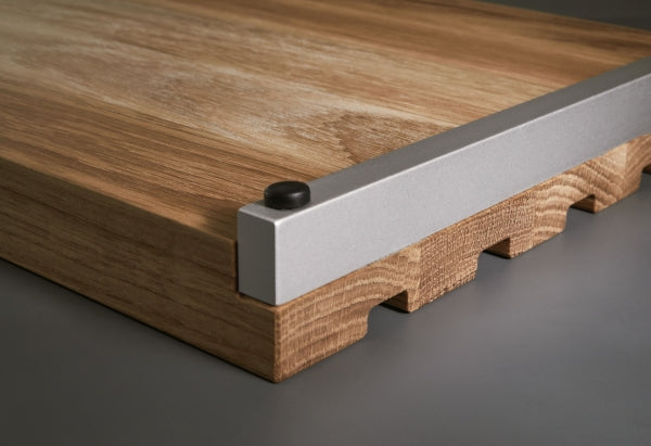Mitheis Quadrem Großes Brotschneidbrett Eiche-Aluminium 58x62 1562